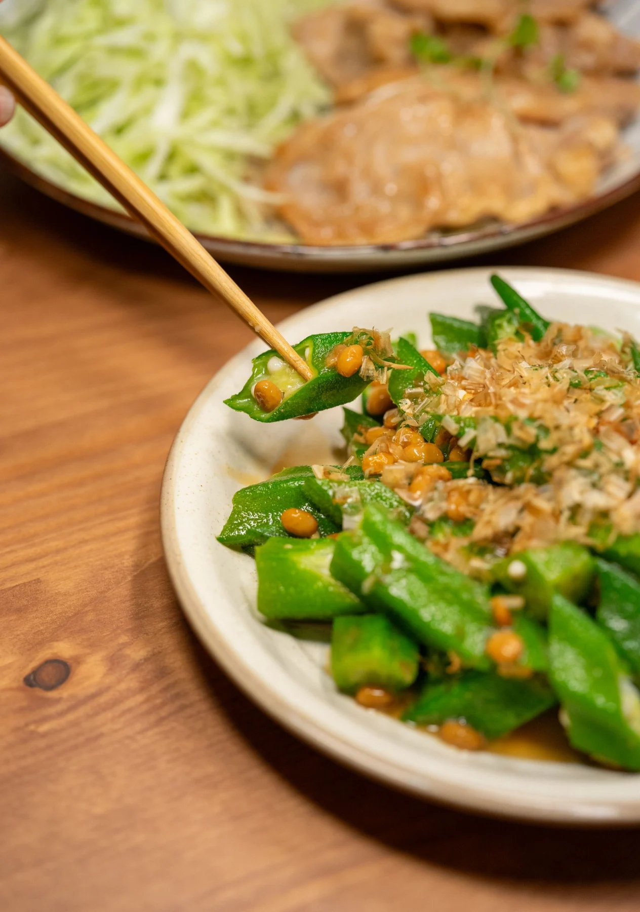 Natto with green vegetables
